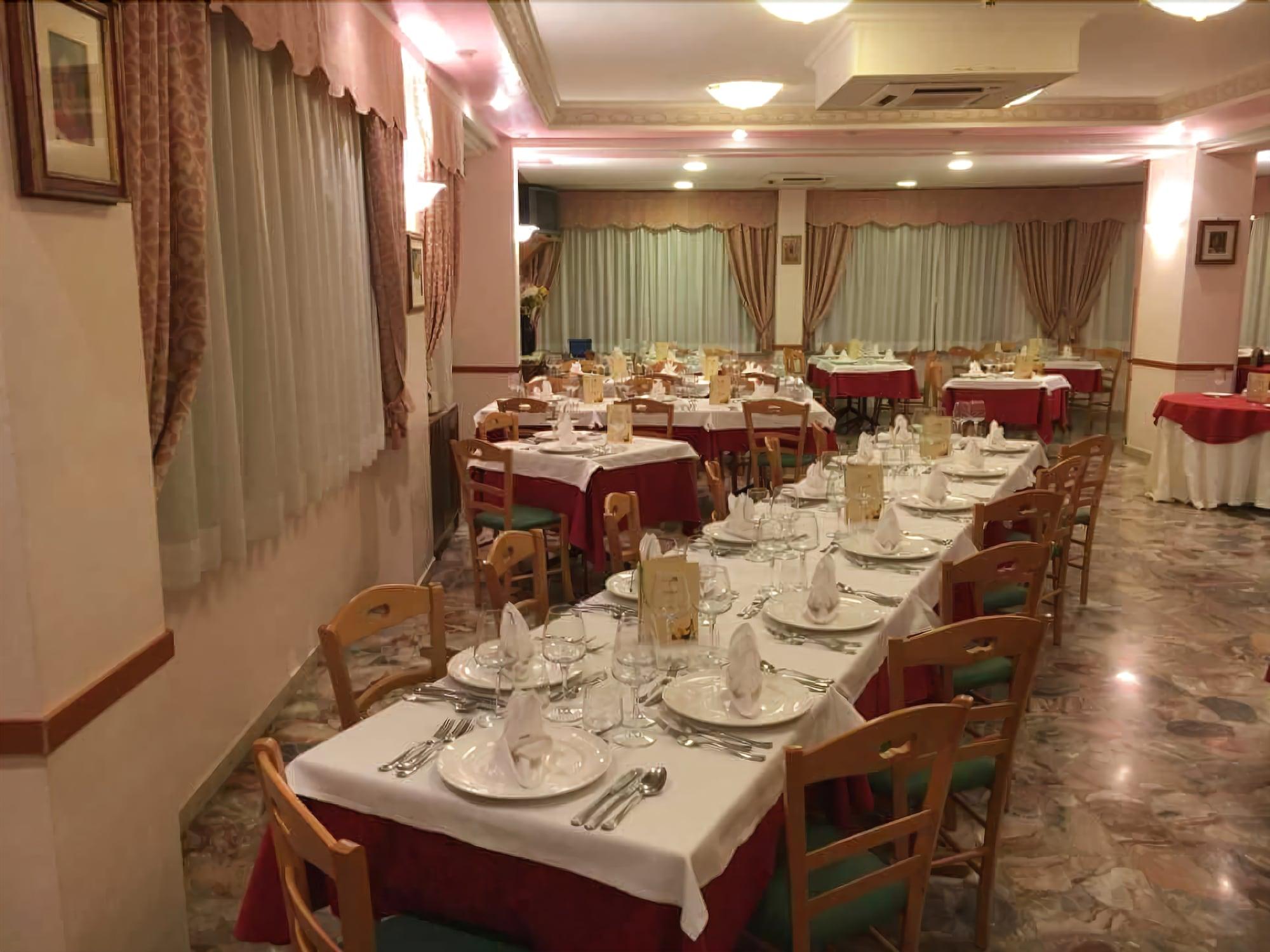 Hotel Viola Caramanico Terme Bagian luar foto