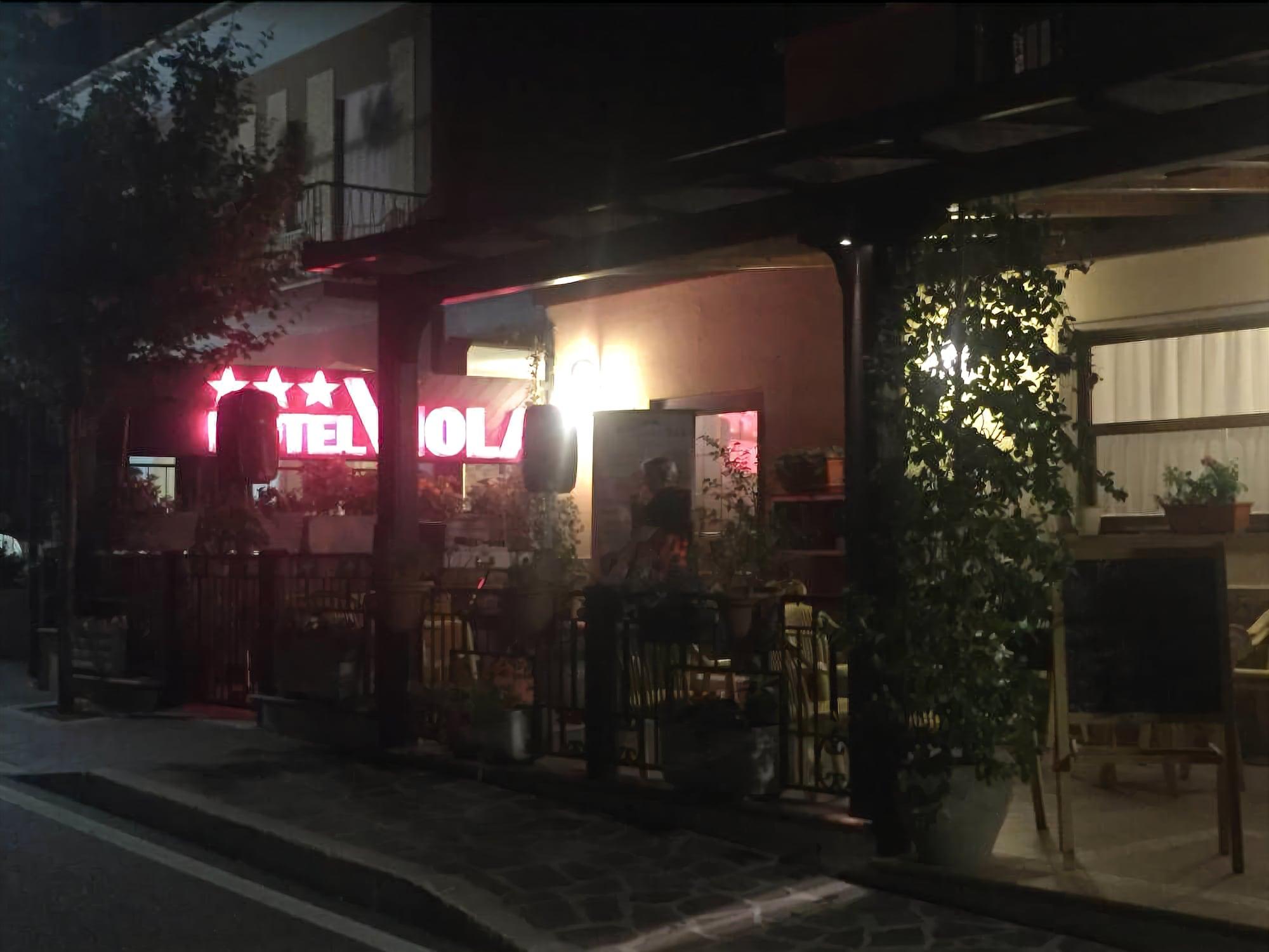 Hotel Viola Caramanico Terme Bagian luar foto