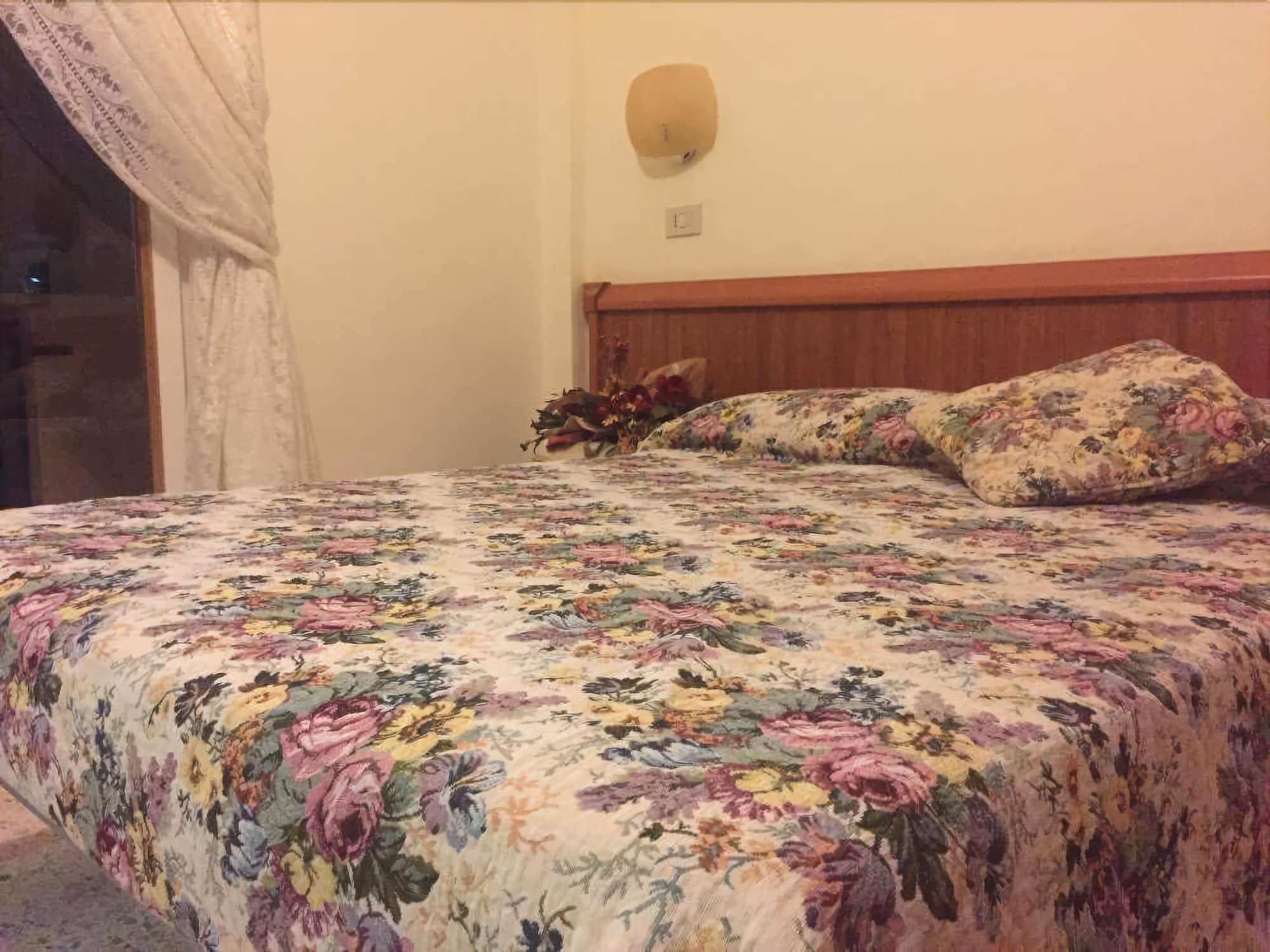 Hotel Viola Caramanico Terme Bagian luar foto