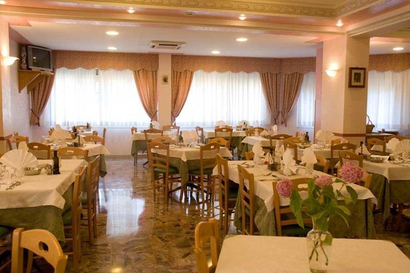 Hotel Viola Caramanico Terme Bagian luar foto
