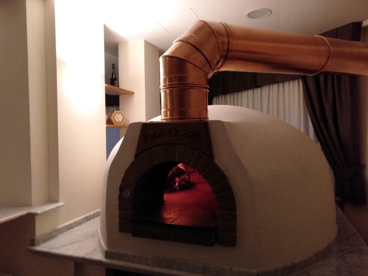 Hotel Viola Caramanico Terme Bagian luar foto